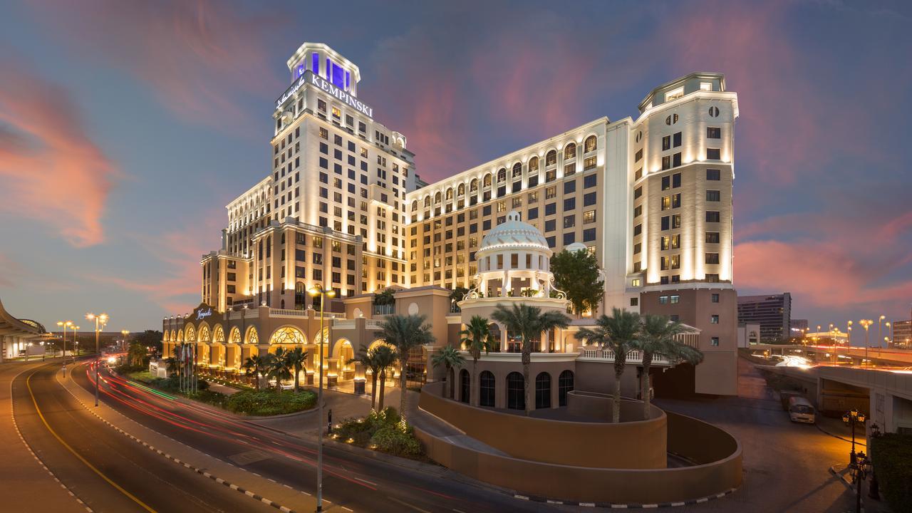 דובאי Aspen Chalets By Kempinski Hotel Mall Of The Emirates מראה חיצוני תמונה